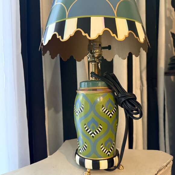 New MACKENZIE CHILDS MADRAS Table Lamp Sold Out HTF Rare No Box Courtly Stripes - Picture 10 of 16